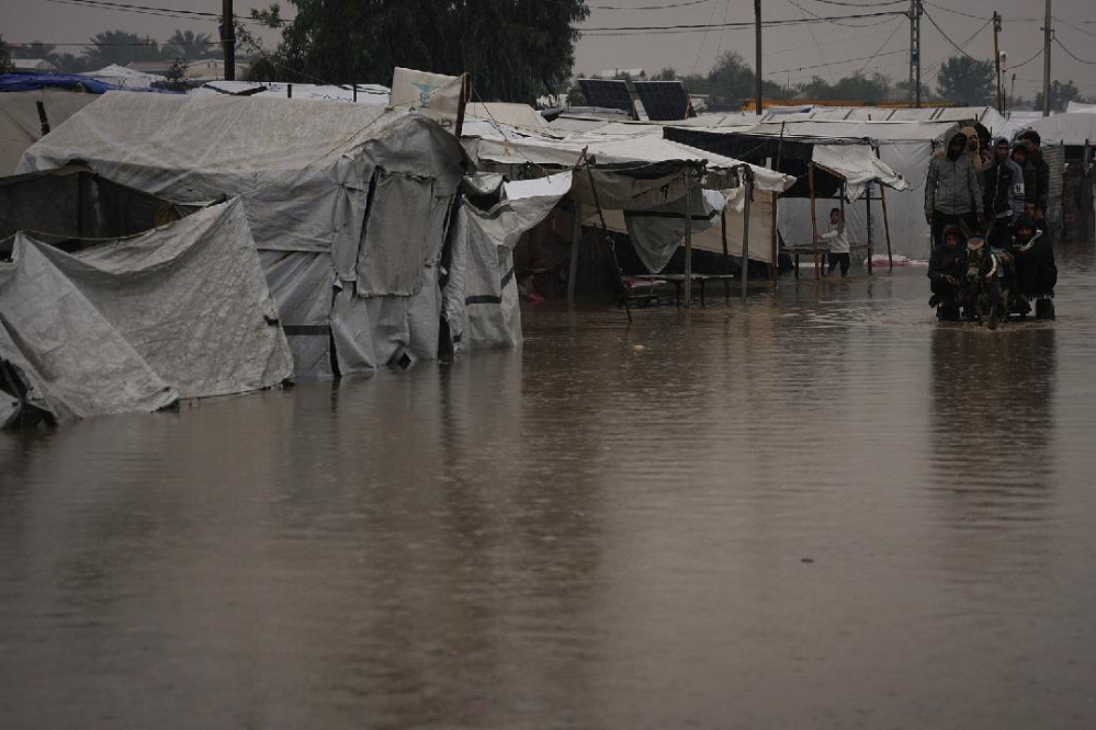 بحران انسانی در غزه پس از بارندگی‌های تازه افزایش یافت