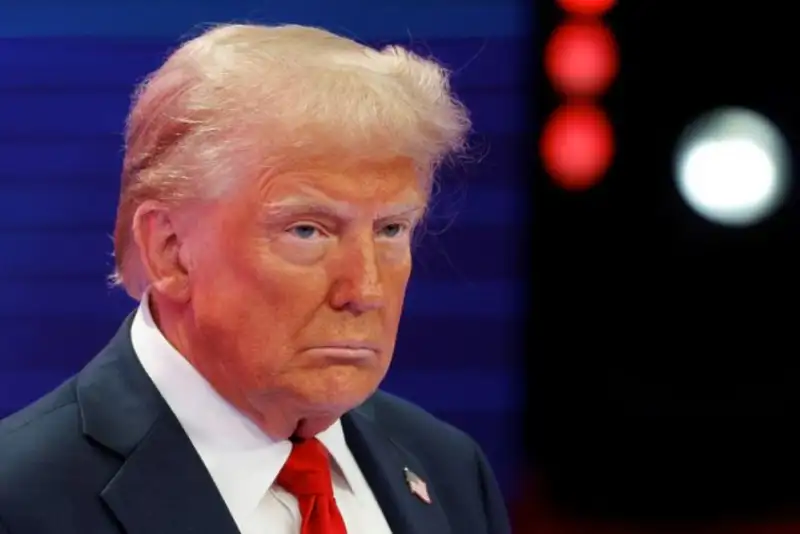 ترامپ: افراد زیادی خواستار کنار زدن مادورو بودند