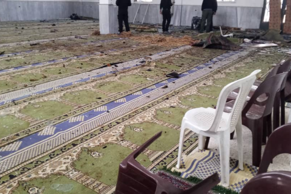 انفجار انتحاری در داخل مسجد امام علی (ع) در حمص/5 نفر شهید شدند+فیلم