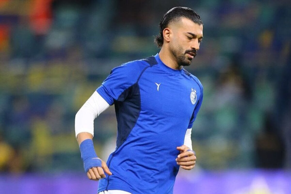 بازیکن  استقلال  به فولاد پیوست