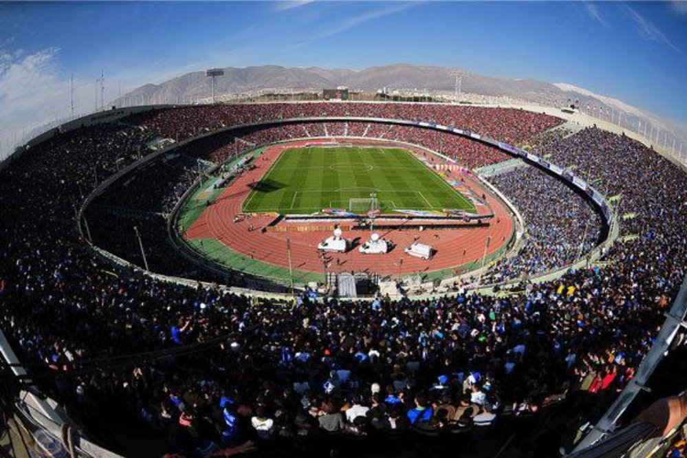 فحاشی و قوم‌گرایی در ورزشگاه‌ها؛ بحران رفتاری یا شکست سیاست‌گذاری؟