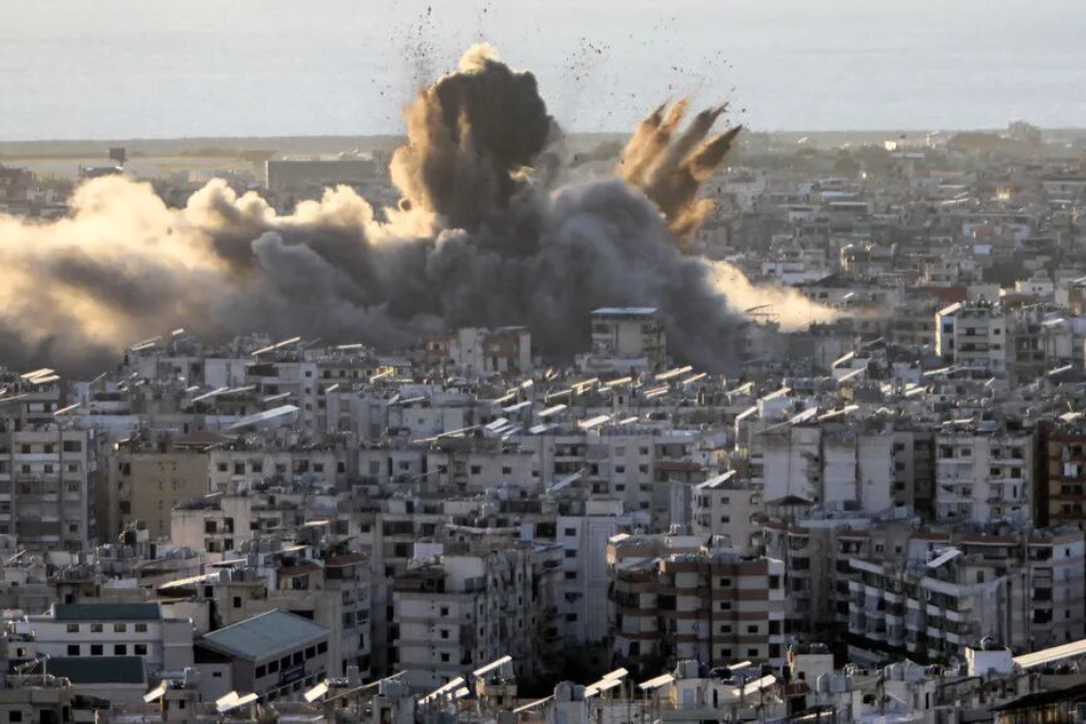 犹太复国主义政权袭击加沙地带和黎巴嫩多地致数十人死伤