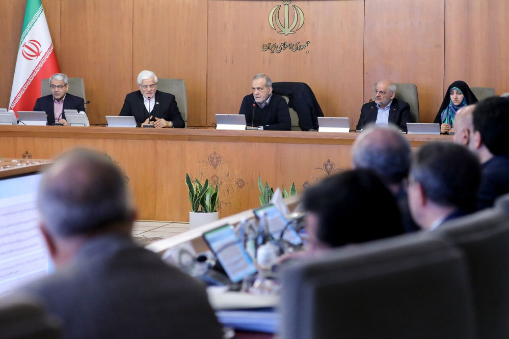 دعوت هیات دولت از مردم برای حضور در راهپیمایی «همبستگی ملی و تکریم صلح و دوستی»