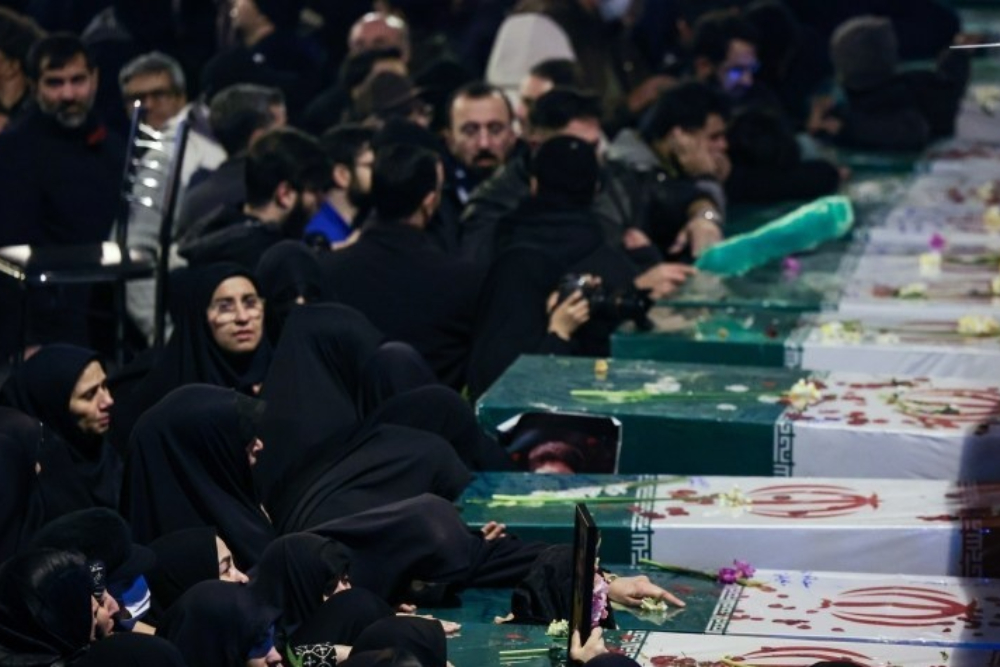 مراسم تدفین شهدای امنیت در بهشت زهرا (س) تهران