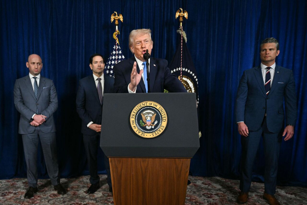 Расшифровка основных вариантов действий Трампа против Ирана; гражданские беспорядки и военное нападение?