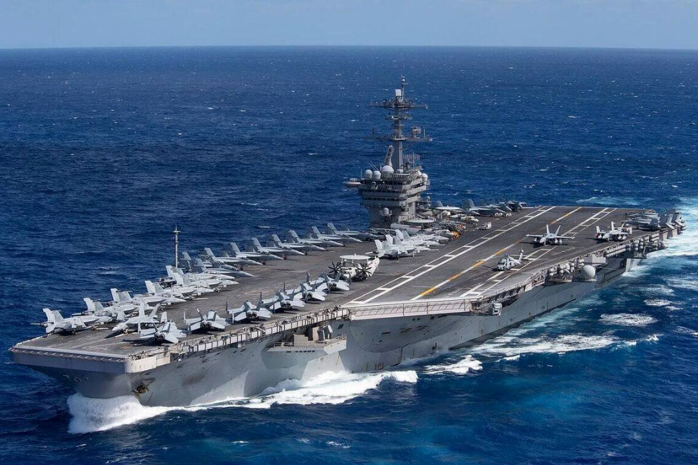 وال‌استریت ژورنال: نیروی دریایی آمریکا توانایی در پاکسازی مین ندارد