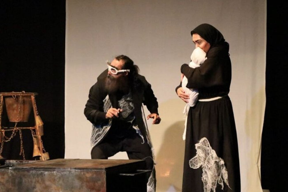 «گردآفرید» و «سهراب» و نقاش اسپانیایی به جشنواره تئاتر فجر آمدند