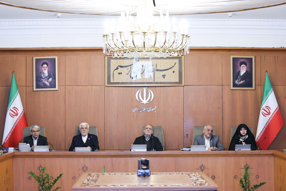 伊朗总统：伊朗启动紧急状态