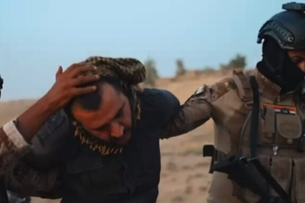 رویترز: انتقال زندانیان داعش از سوریه به عراق کند پیش می رود