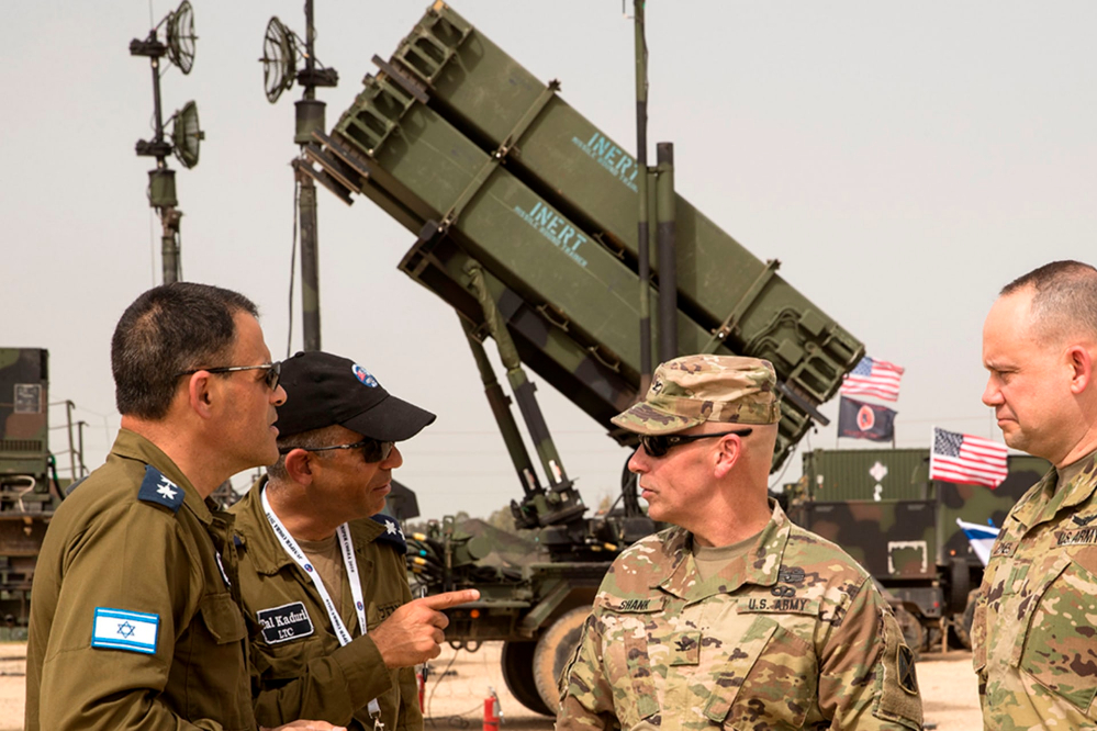 چه کسی از جنگ می‌ترسد و چه کسی از صلح؟