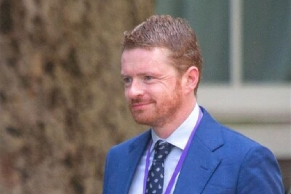 رئیس دفتر نخست‌وزیر انگلیس استعفا کرد