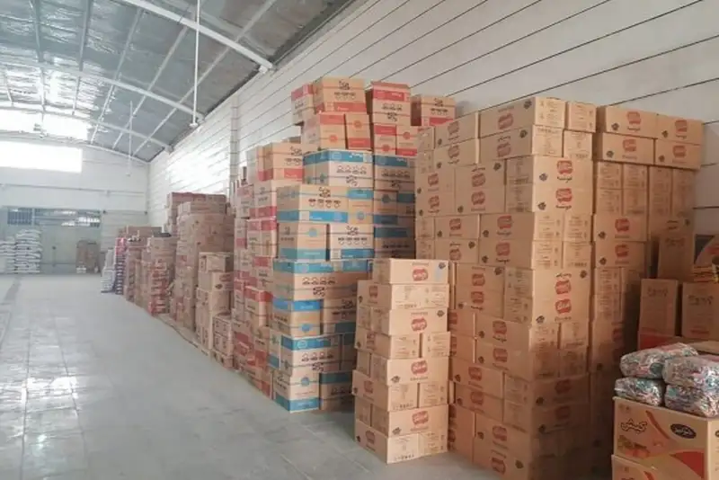 توقیف 40 تن ماکارونی تاریخ‌گذشته در دامغان