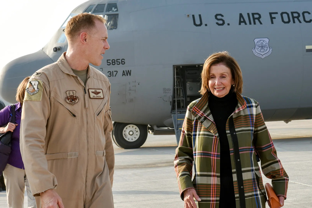 为什么船只总是面带微笑？