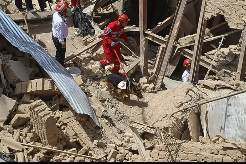 حمایت بنیاد علوی از بازسازی واحدهای صنفی و صنعتی آسیب‌دیده از جنگ