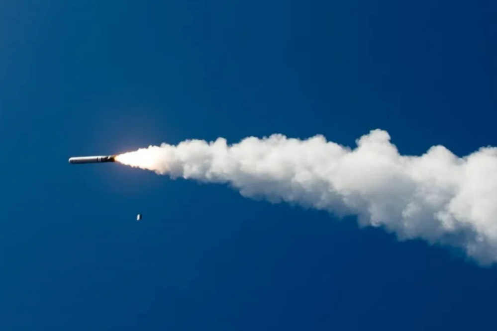 حمله سنگین موشکی ایران به اراضی اشغالی/ هدف قرار گرفتن بالگرد اسرائیلی از سوی مقاومت