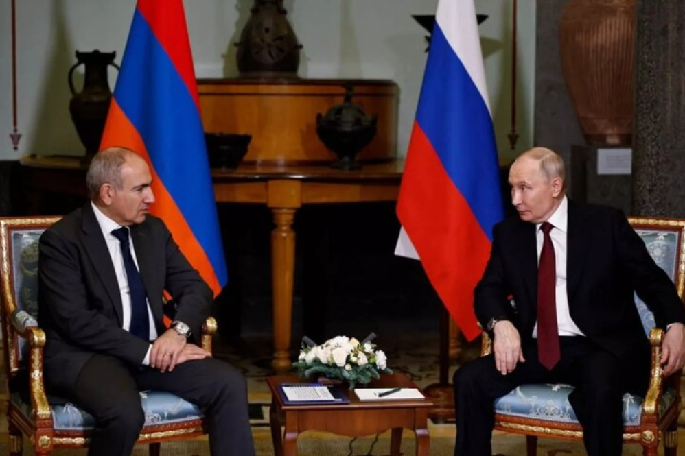 دیدار پوتین و پاشینیان در سایه بحث روابط ارمنستان با اتحادیه اروپا