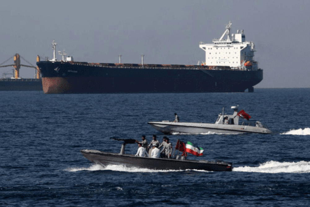 霍尔木兹，最新消息！伊朗革命卫队海军发出警告