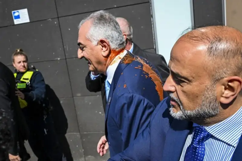 جنجال‌ها پیرامون تور اروپایی ربع پهلوی ادامه دارد/آخرین مورد حمله با سس