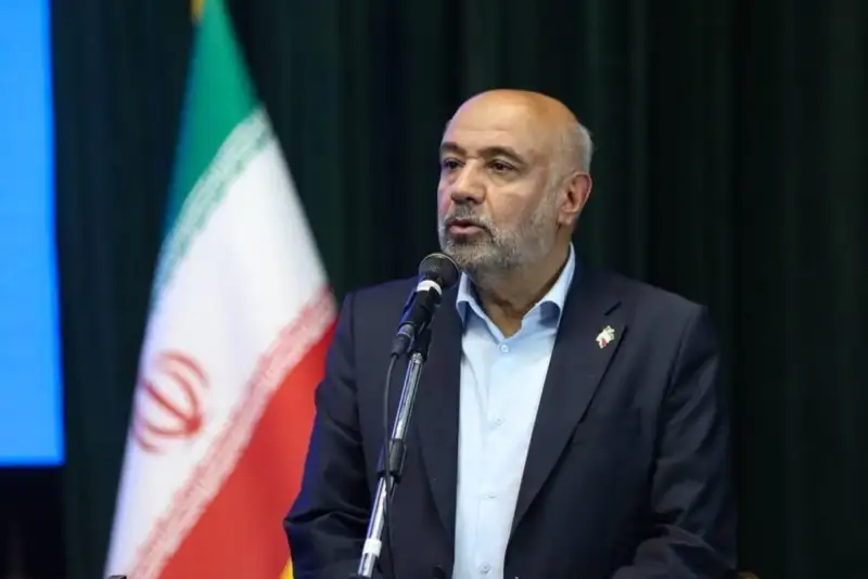 وزیر کار: تکریم کارگر یک وظیفه است نه تشریفات