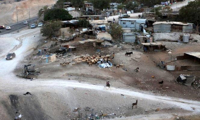 הערכות: בית המשפט העליון הישראלי לא ימהר להחליט על פינוי חאן אל אחמר