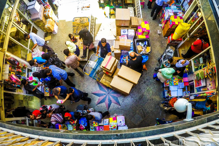 بازار شب عید لوازم‌التحریری‌ها سوت و کور است