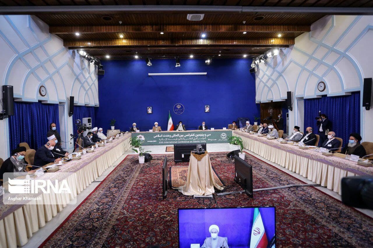 نیاز ضروری جهان اسلام به وحدت و پرهیز از تفرقه